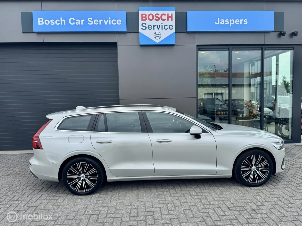 2.0 T8 Twin Engine AWD Inscription