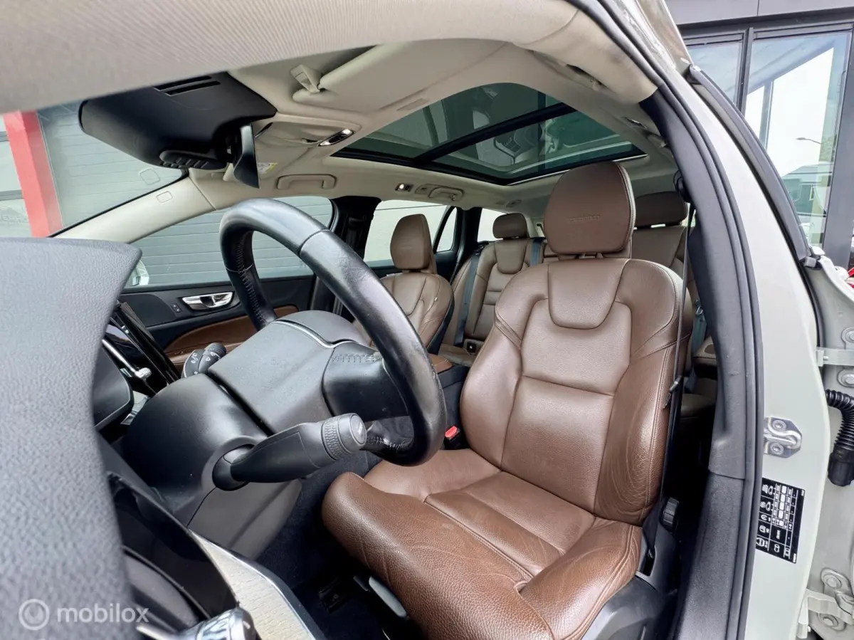 2.0 T8 Twin Engine AWD Inscription