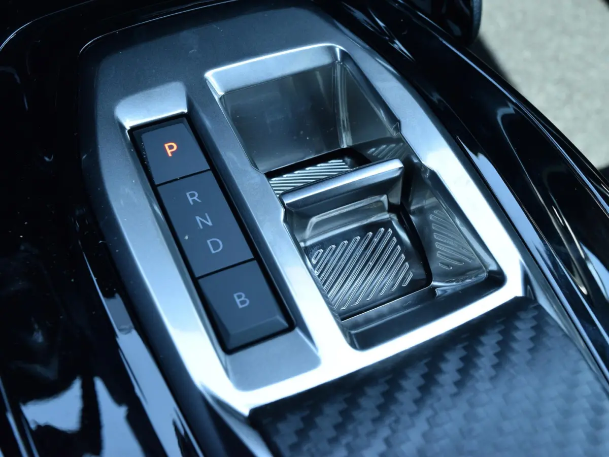 EV GT Avantage 54 kWh Warmtepomp l Alcantara interieur l 360 camera l Navigatie l adaptive cruise control