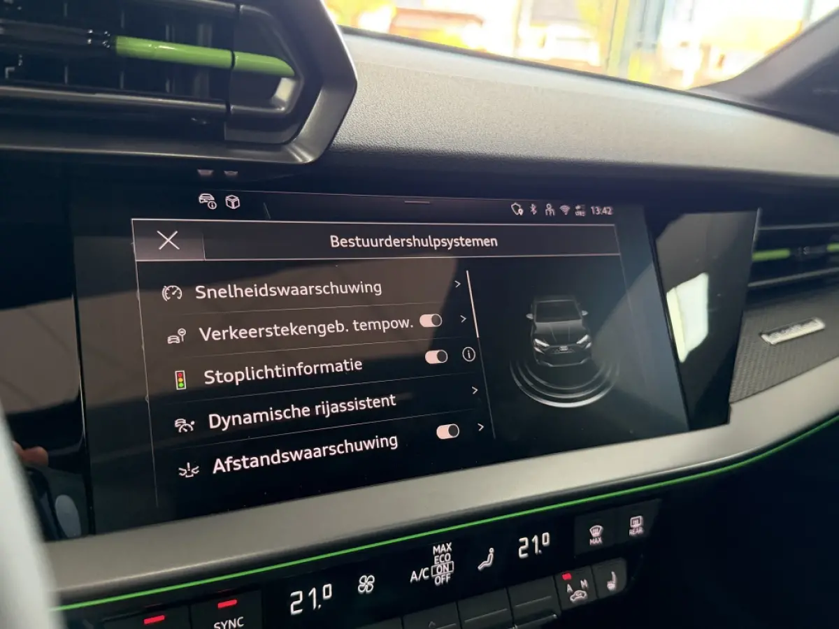 2.5 TFSI Quattro HULK ED. CARBON PANO