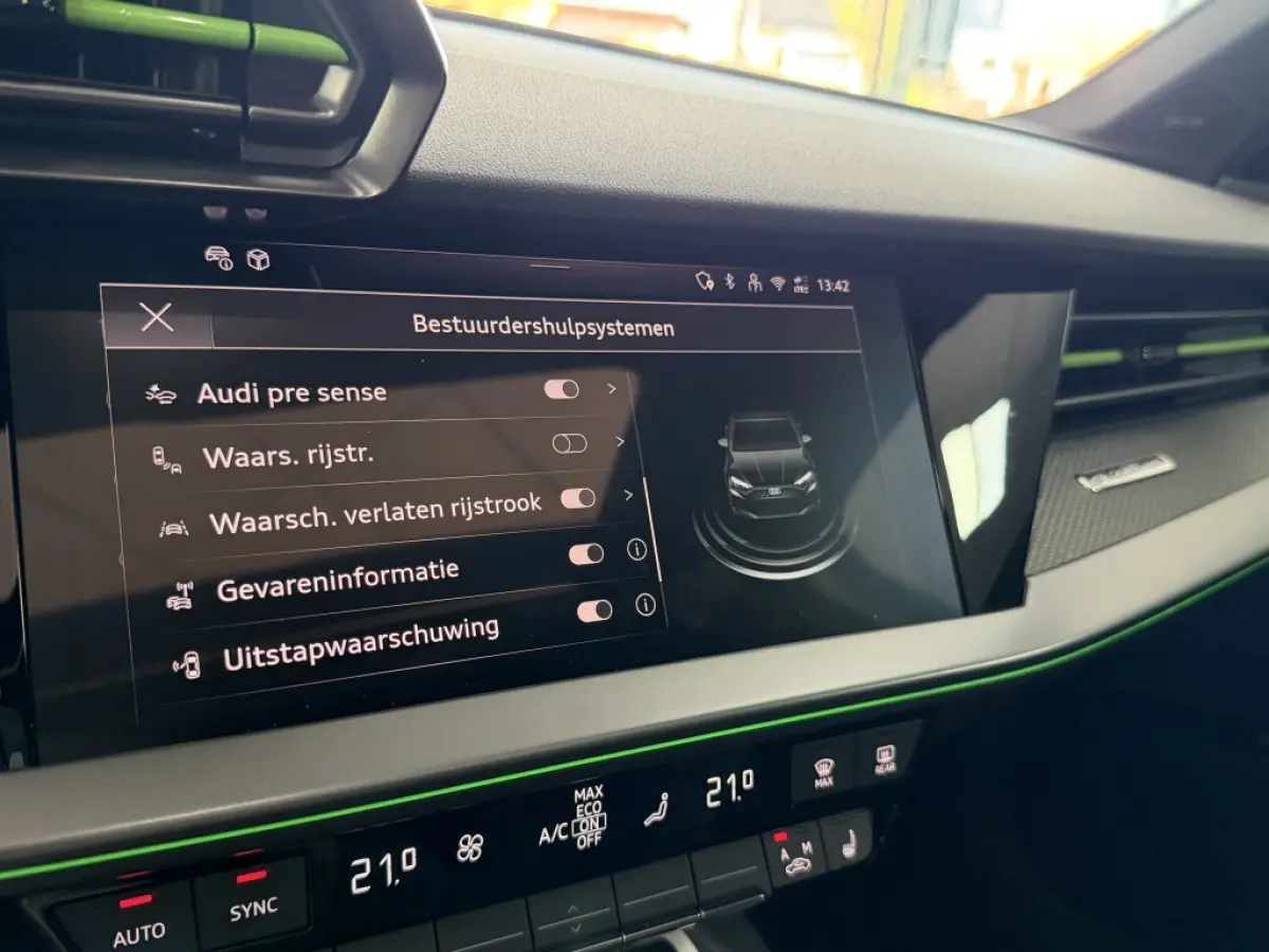 2.5 TFSI Quattro HULK ED. CARBON PANO