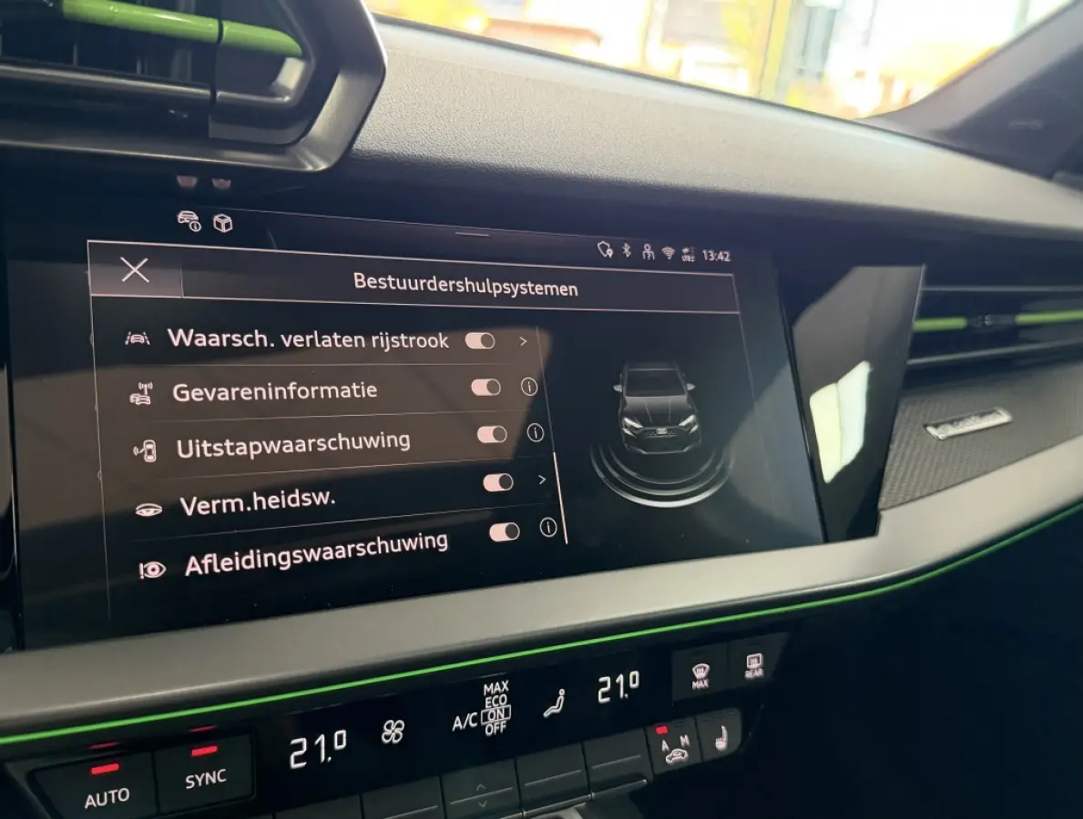 2.5 TFSI Quattro HULK ED. CARBON PANO