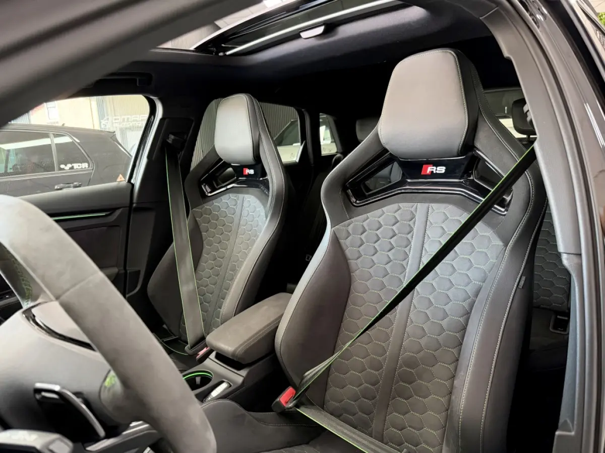 2.5 TFSI Quattro HULK ED. CARBON PANO