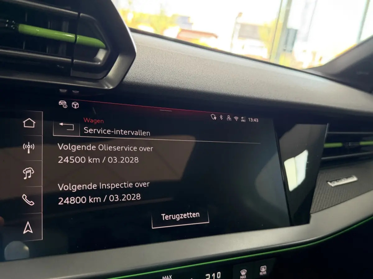 2.5 TFSI Quattro HULK ED. CARBON PANO