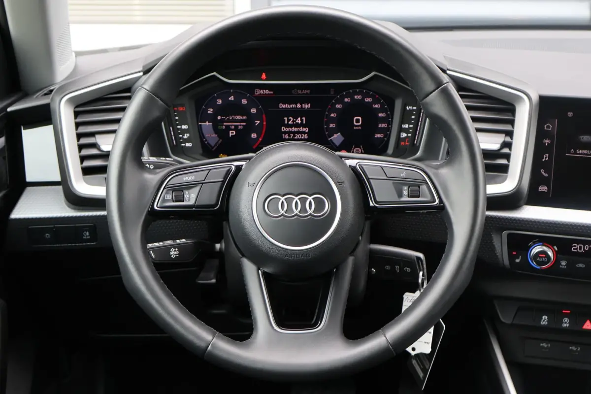 25 TFSI 95pk S-tronic | Ambient Lighting | Smartphone Interface | Climate Control | Cruise Control | Stoelverwarming