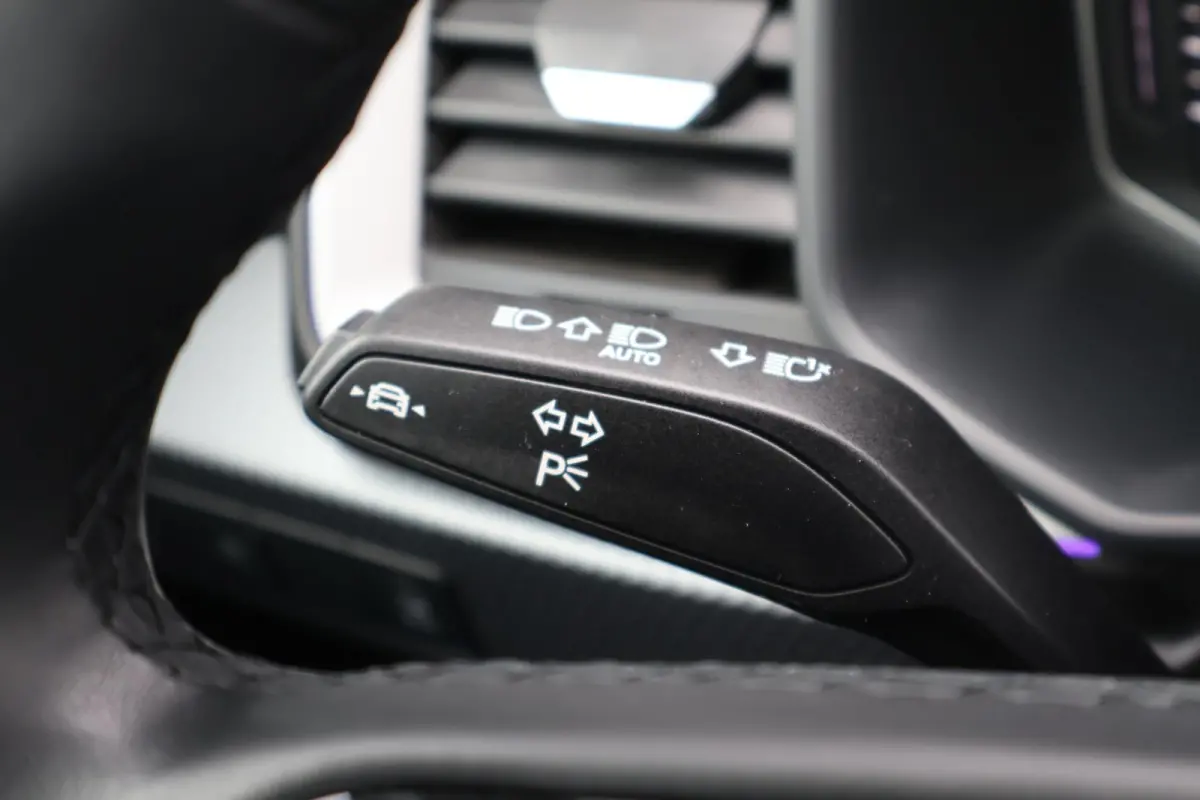 25 TFSI 95pk S-tronic | Ambient Lighting | Smartphone Interface | Climate Control | Cruise Control | Stoelverwarming