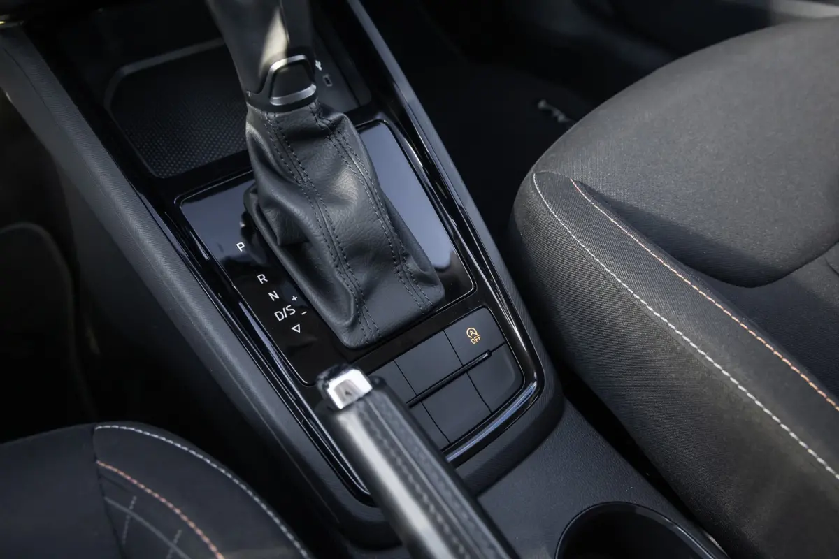 1.0 TSI Ambition | Apple Carplay/Android Auto | Digitaal dashboard | Airco | Cruise control | Navigatie | Lichtmetalen velgen | Airco | Apple Carplay/Android Auto|telefoonintegratie premium 