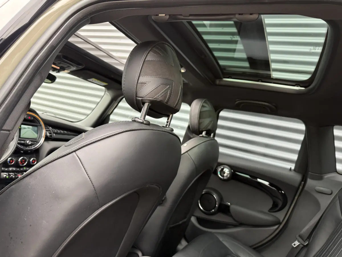 1.5 Cooper Leder/Camera/Panorama dak
