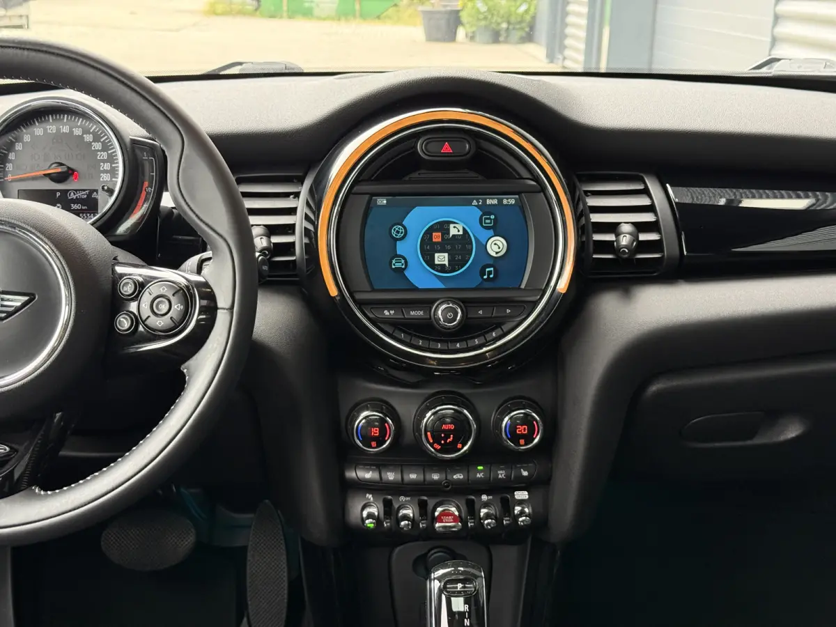 1.5 Cooper Leder/Camera/Panorama dak