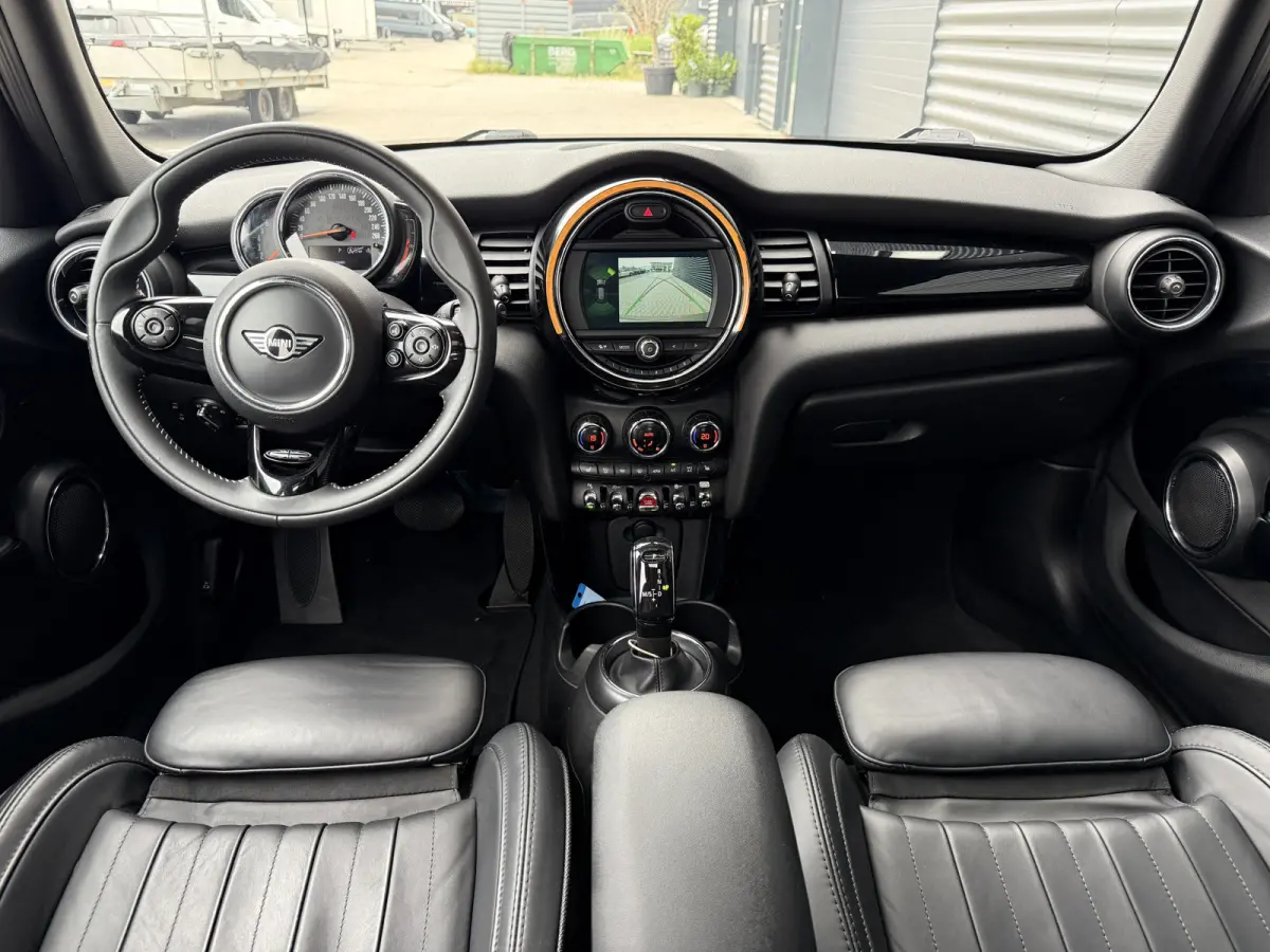 1.5 Cooper Leder/Camera/Panorama dak