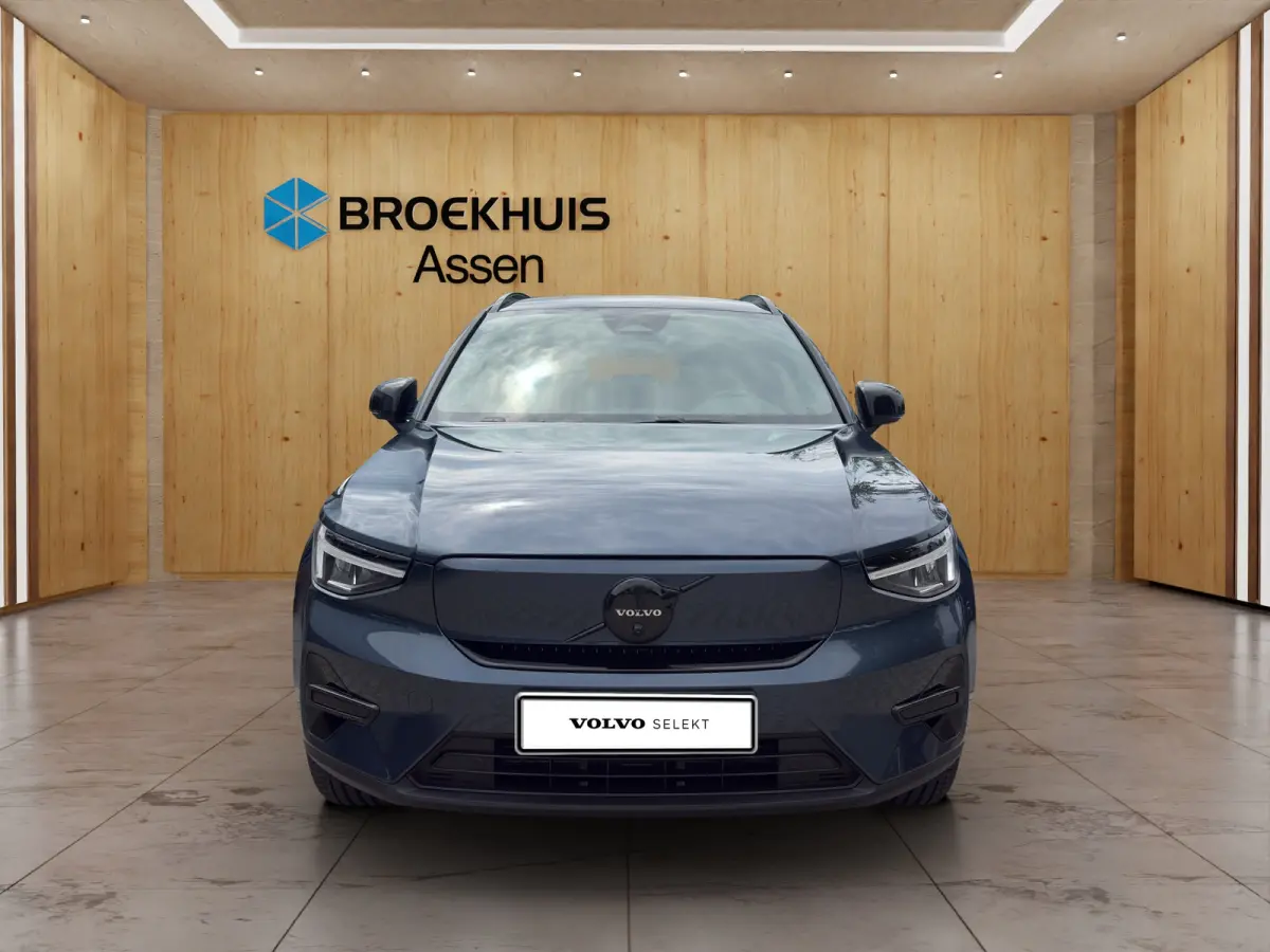 185 kW Single Motor Extended Range RWD Plus Black Edition | BLIS | 360 Camera | Stoel + Stuur Verwarming | Harman Kardon | Keyless Start / Entry |
