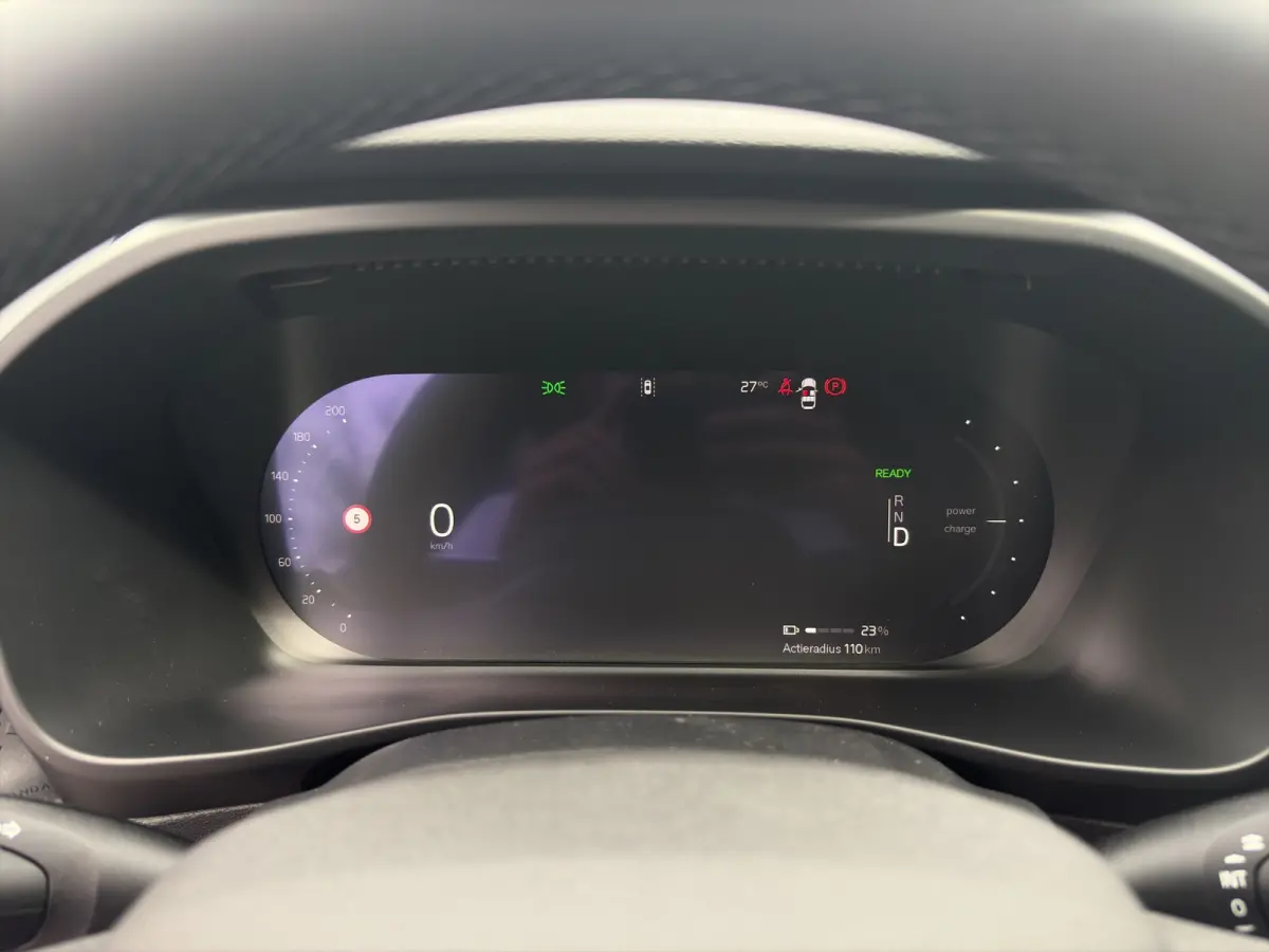 185 kW Single Motor Extended Range RWD Plus Black Edition | BLIS | 360 Camera | Stoel + Stuur Verwarming | Harman Kardon | Keyless Start / Entry |