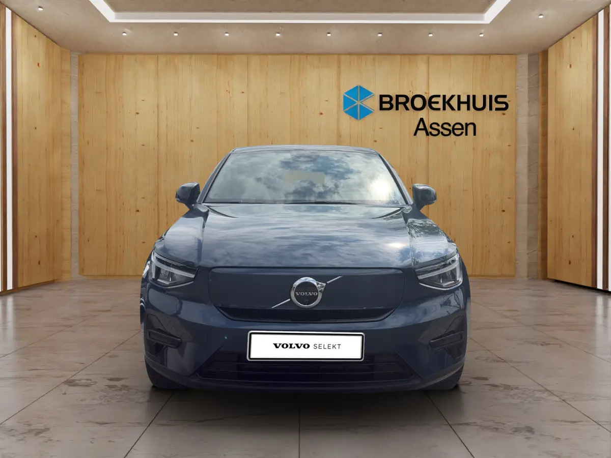 175 kW Single Motor RWD Plus Dark | BLIS | Harman Kardon | Panoramadak | Keyless start / entry | Stoel + Stuur Verwarming |