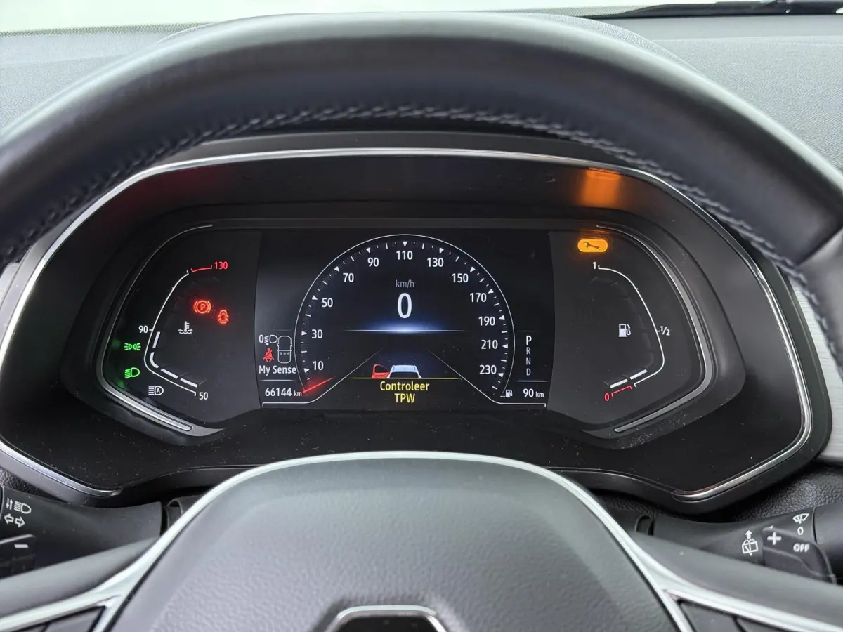 TCe 140 EDC GPF Intens | AUTOMAAT | Apple Carplay/Android Auto |
