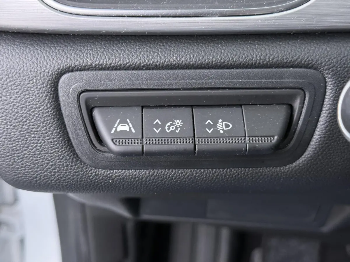TCe 140 EDC GPF Intens | AUTOMAAT | Apple Carplay/Android Auto |