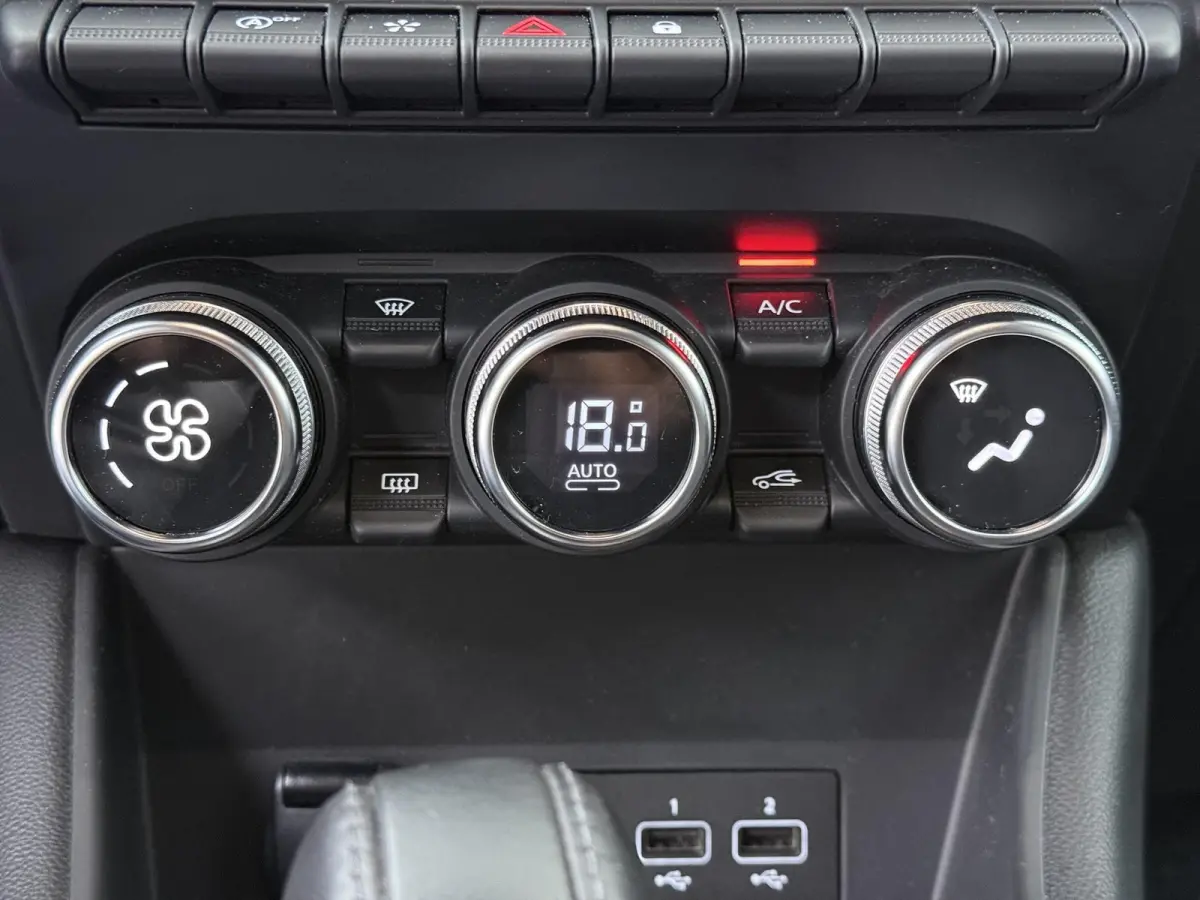 TCe 140 EDC GPF Intens | AUTOMAAT | Apple Carplay/Android Auto |