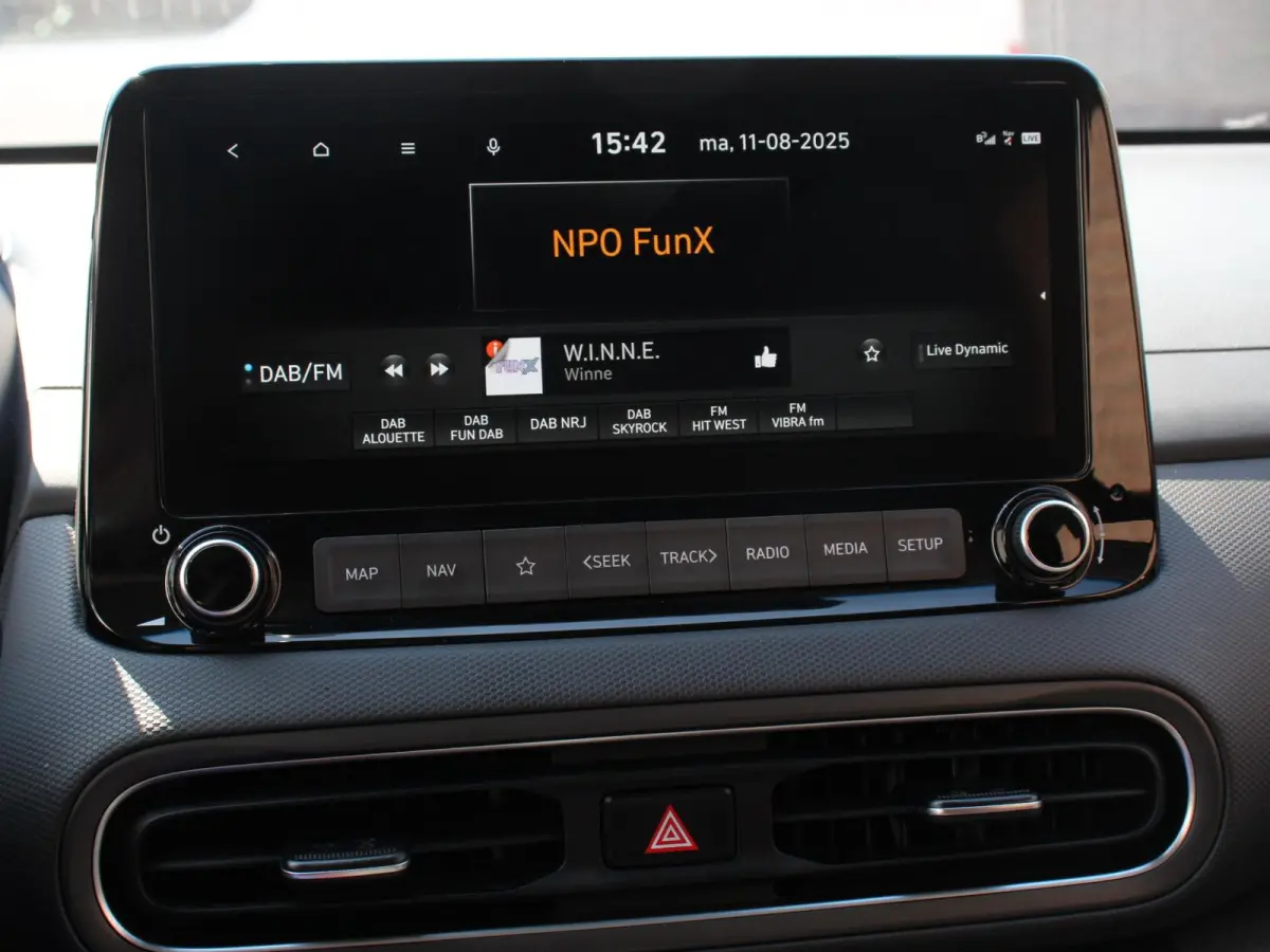 1.0 T-GDI Comfort Climate control Camera Cruise control Parkeersensoren LED Keyless Navigatie Apple Carplay/ Android Auto Lichtmetalen Velgen