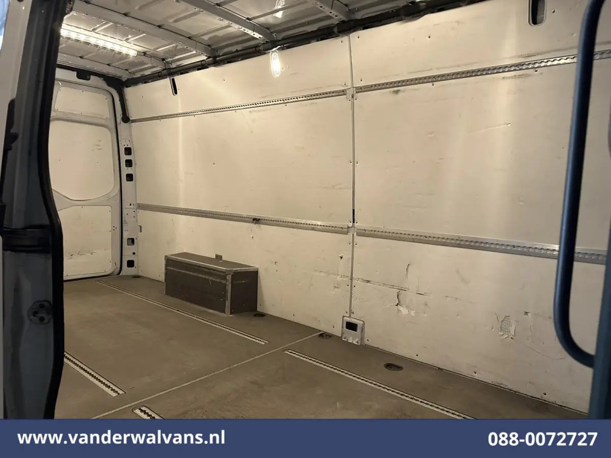 317 CDI 170pk L3H2 Euro6 Airco | Apple Carplay | Cruisecontrol | Stoelverwarming Android Auto, Parkeersensoren, Bijrijdersbank