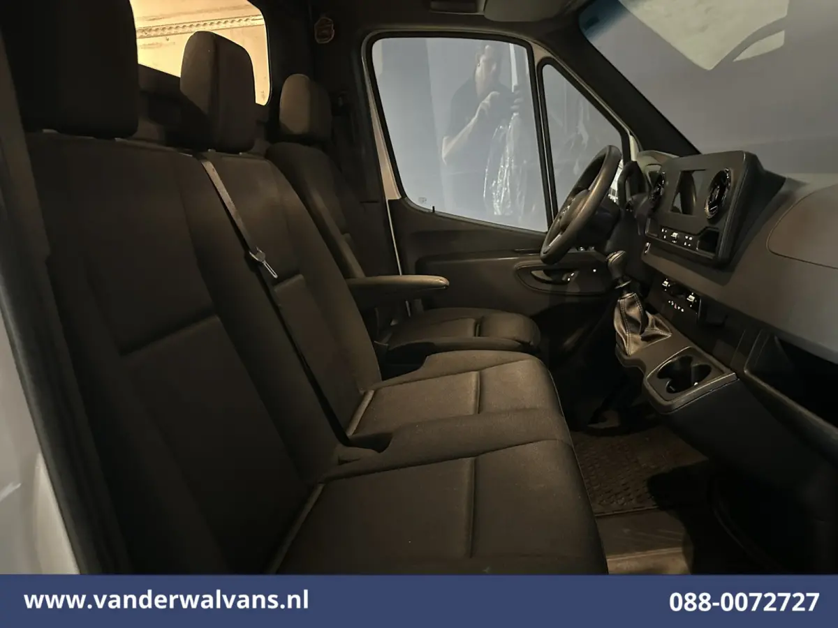 317 CDI 170pk L3H2 Euro6 Airco | Apple Carplay | Cruisecontrol | Stoelverwarming Android Auto, Parkeersensoren, Bijrijdersbank