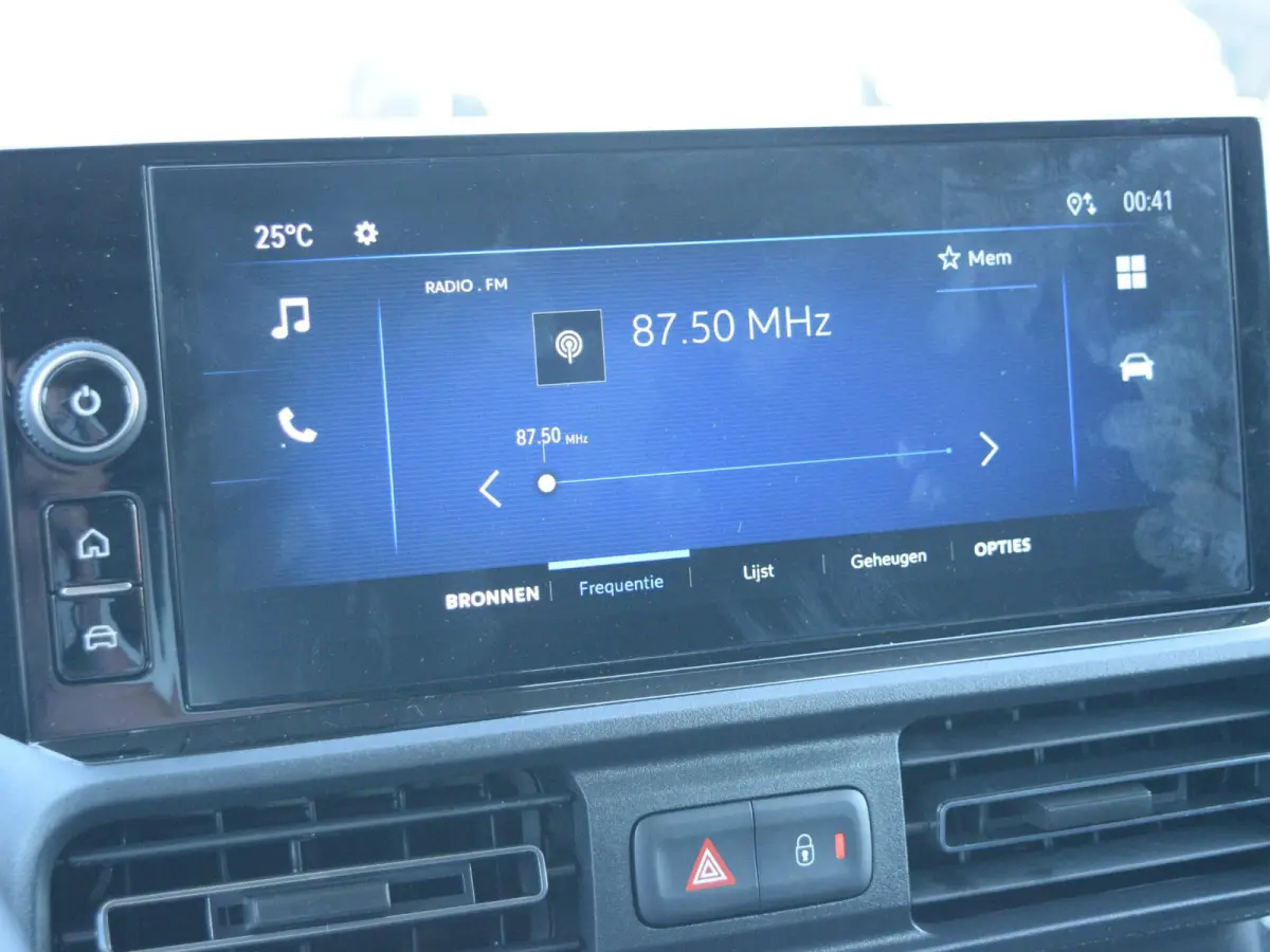 L1 50kWh | 0% rente | camera | Apple Carplay/Android Auto  | laadruimtebetimmering  | Comfort stoelen | rijklaarprijs