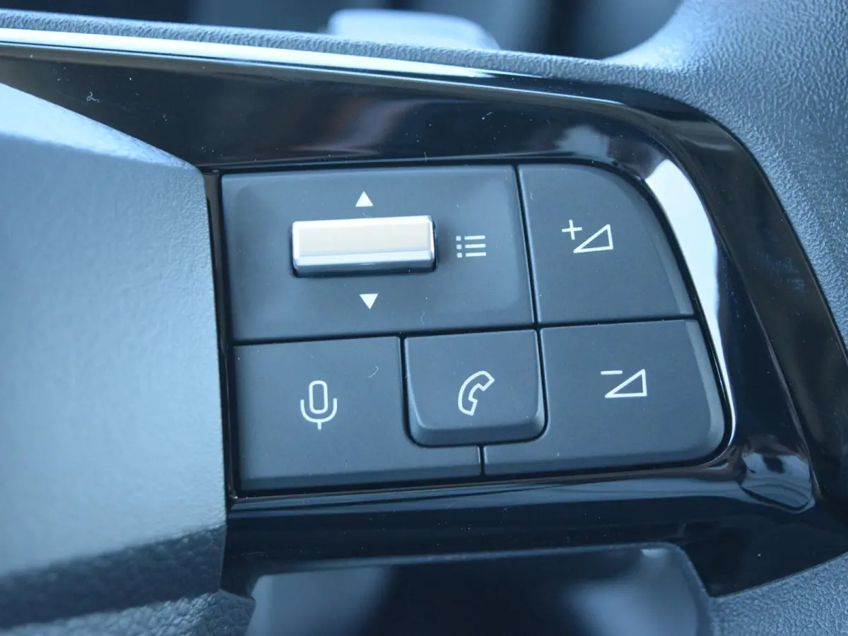 L1 50kWh | 0% rente | camera | Apple Carplay/Android Auto  | laadruimtebetimmering  | Comfort stoelen | rijklaarprijs