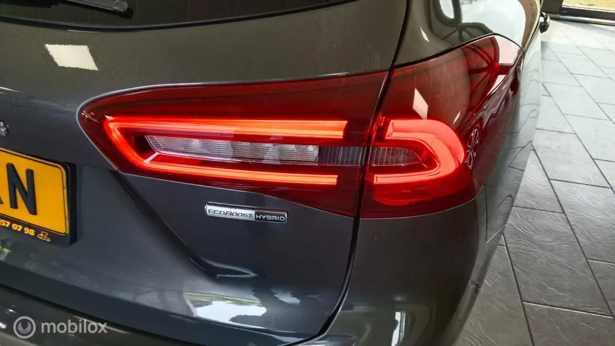 1.0 EcoBoost Hybrid ST Line