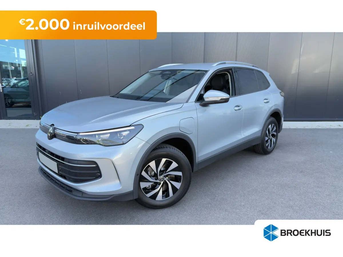 Life Edition - eHybrid | Achterklep elektrisch bedienbaar incl. Easy Open & Close | Achteruitrijcamera (Rear View) | Automatische afstandsregeling (Adaptive Cruise Control)
