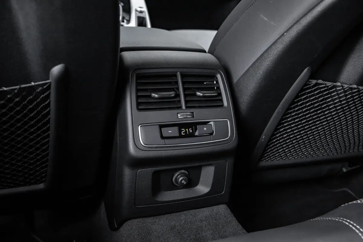 35 TFSI S edition Competition