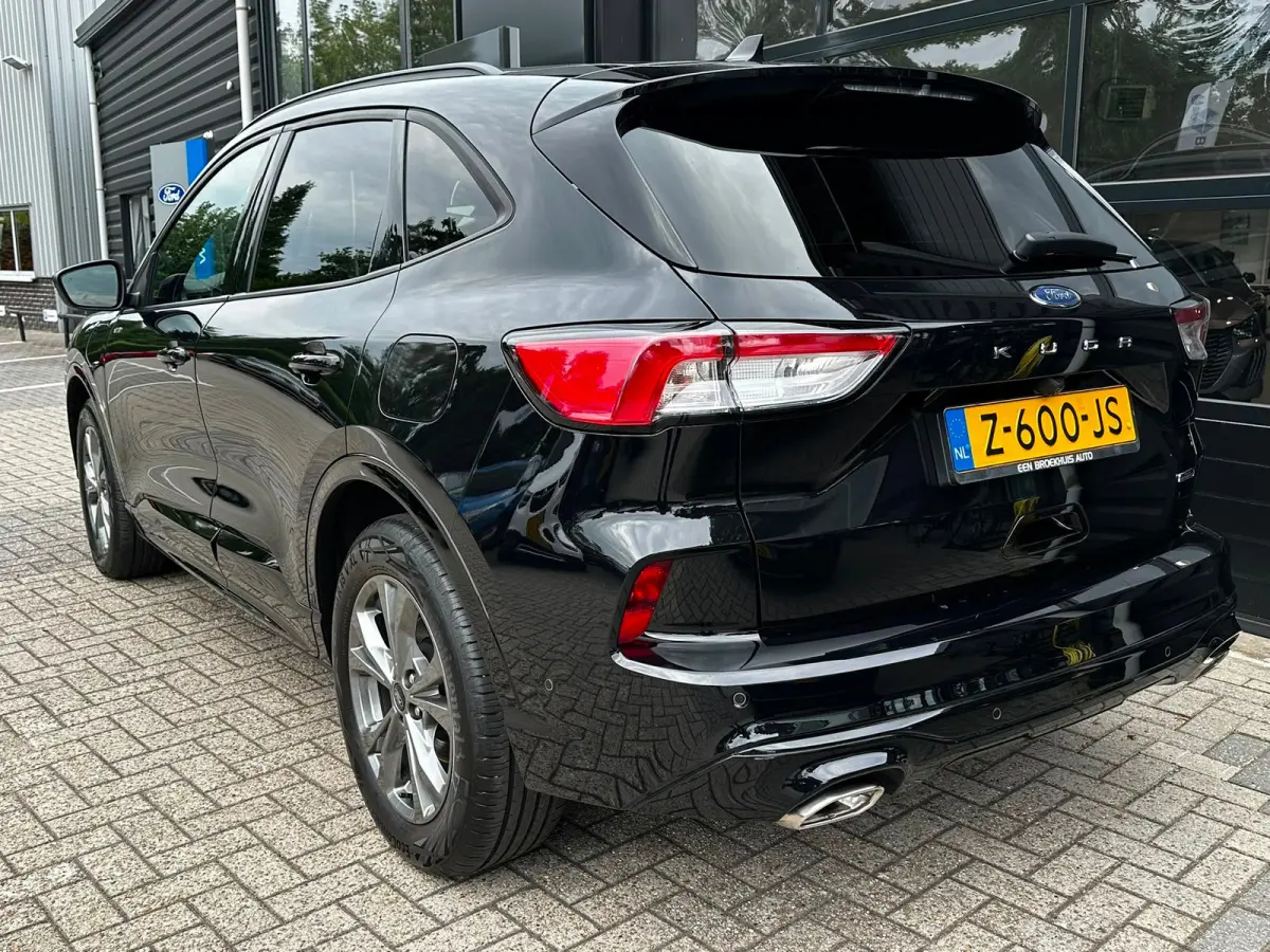 2.5 PHEV ST-Line | ELKTR WEGKLAPBARE TREKHAAK| ADAPTIEVE CRUISE CONTROL| CLIMATE CONTROL| STOEL/STUUR EN VOORRUITVERWARMING|