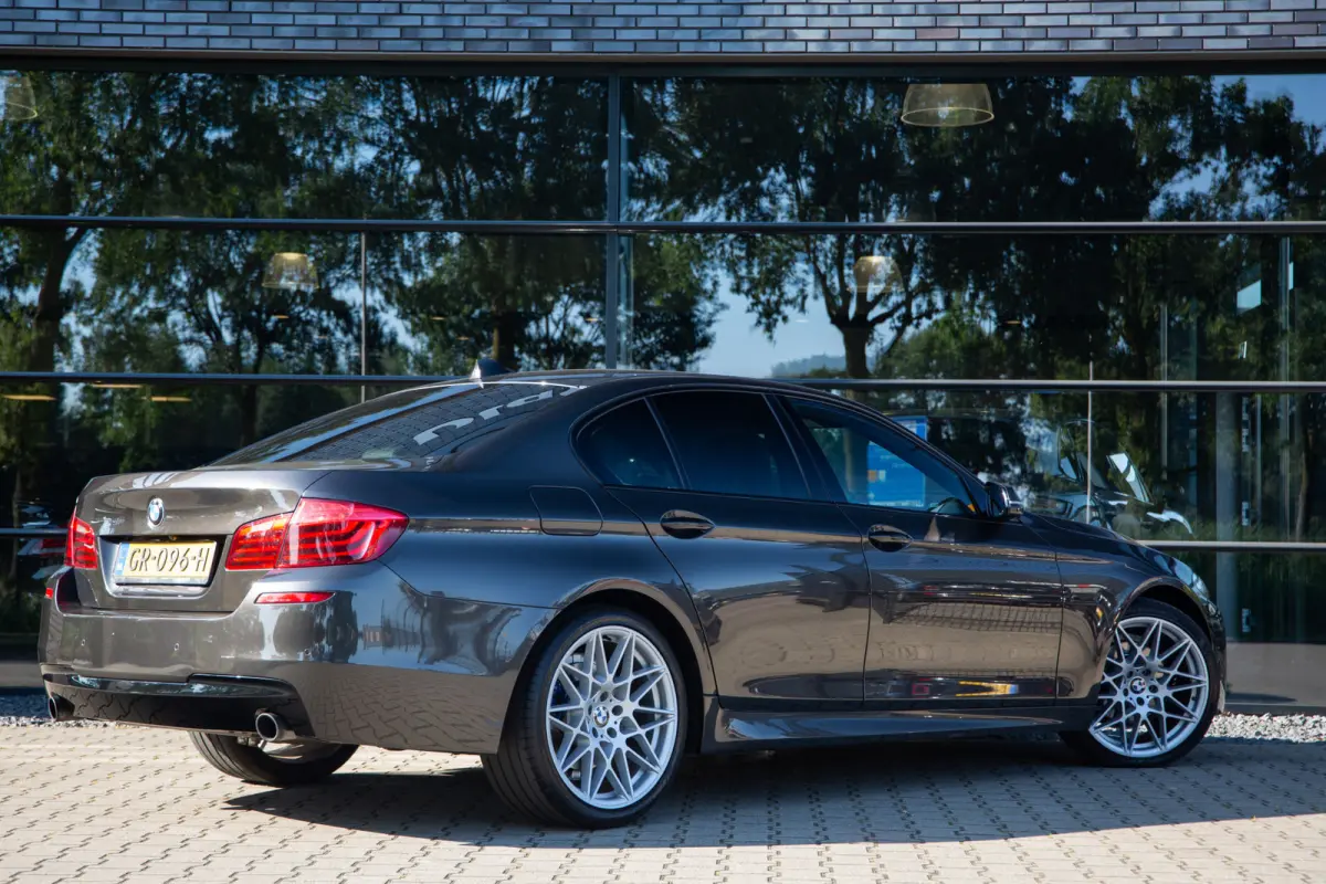 520i Executive M-Sport , Leder, PDC, 20 inch