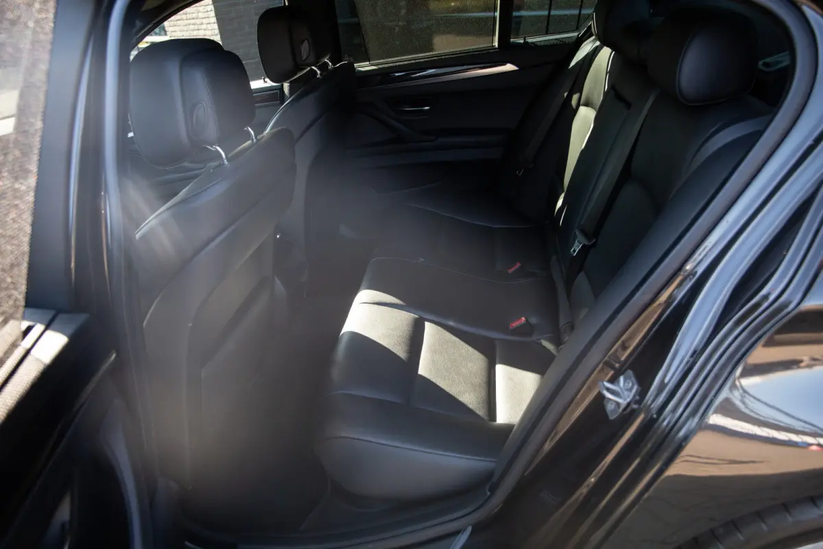 520i Executive M-Sport , Leder, PDC, 20 inch
