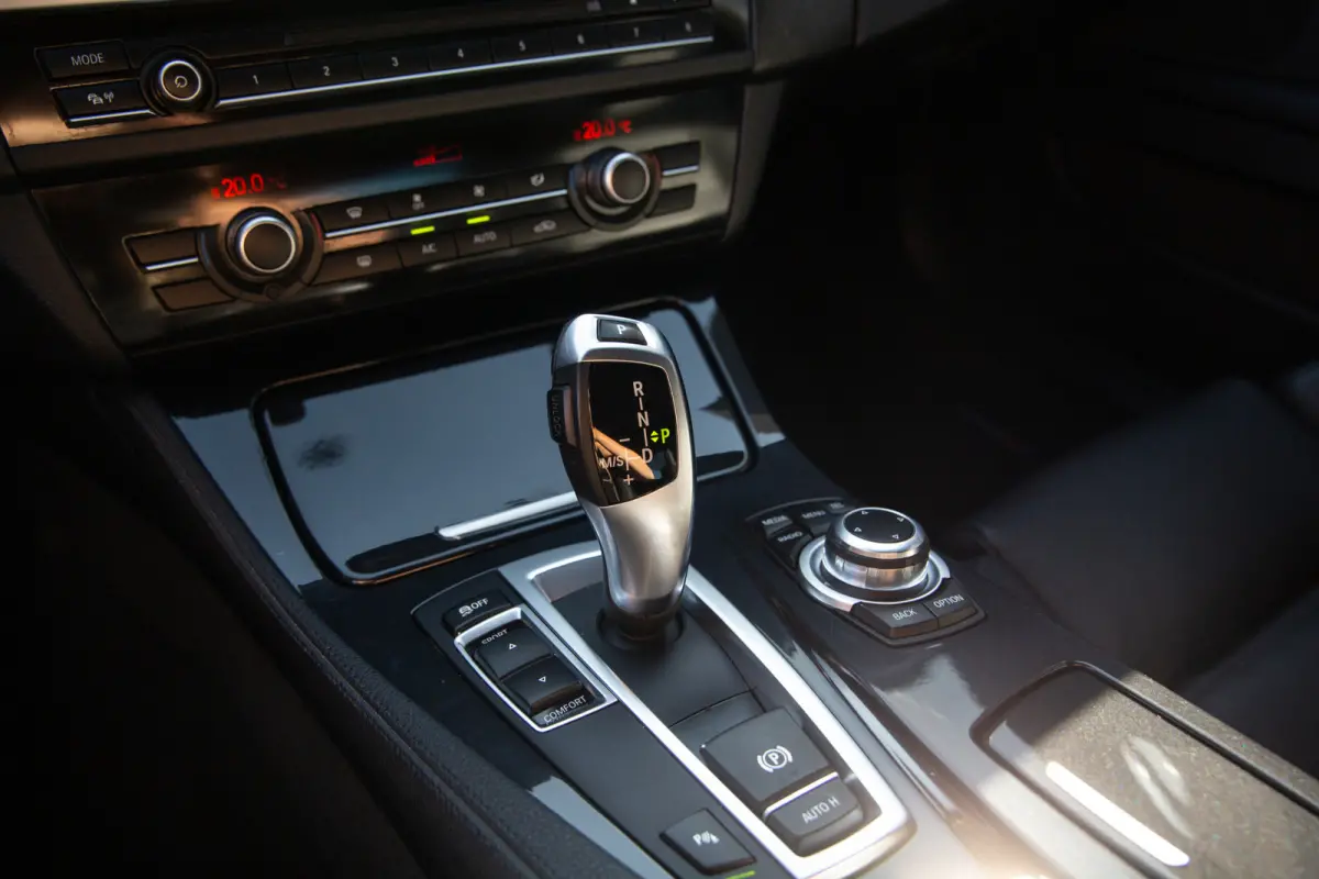 520i Executive M-Sport , Leder, PDC, 20 inch
