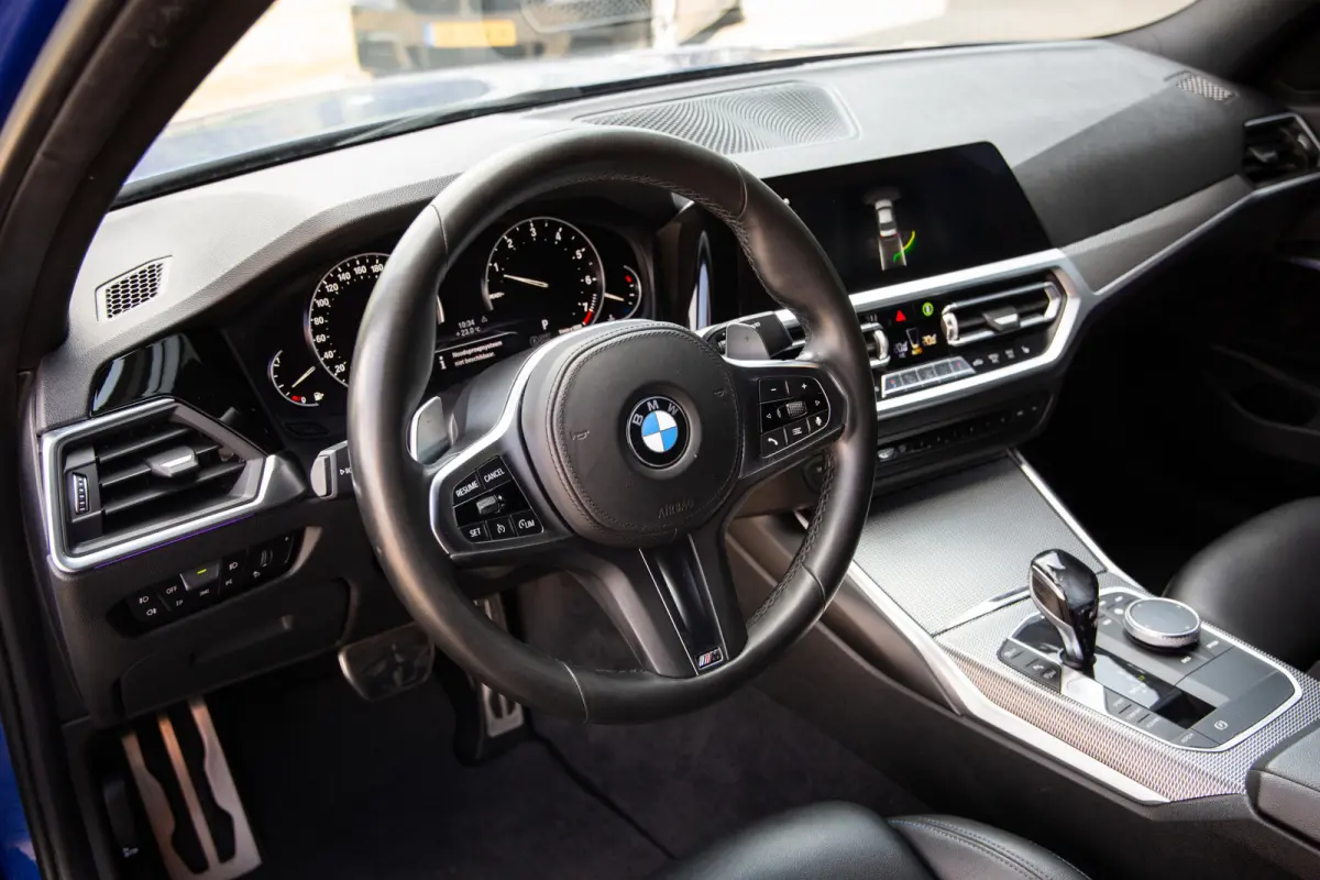 320i High Executive M-Sport Shadowline, Keyless entry, Maxton,