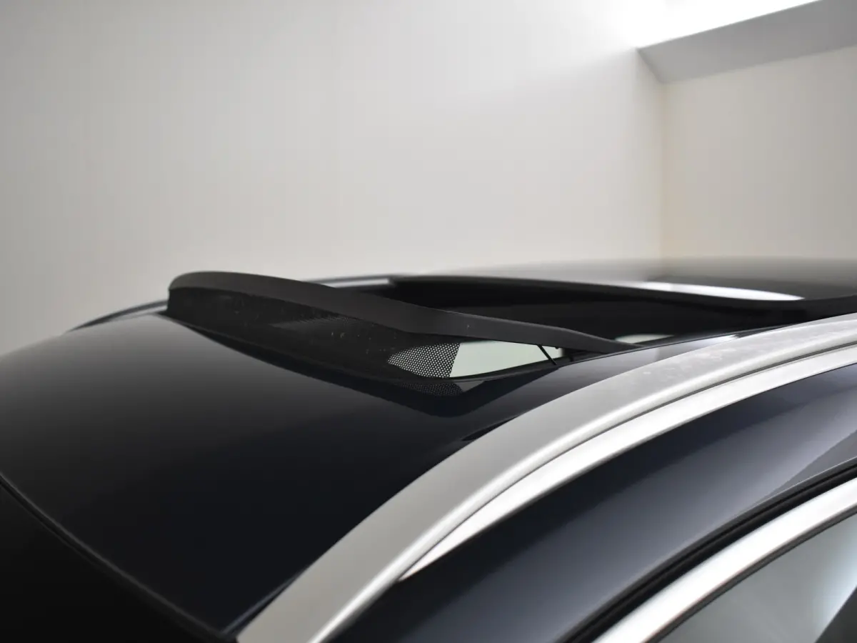 2.0 B5 Inscription 250pk AUTO | Panoramadak | Lederen bekleding | Harman Kardon audio | Stoelverwarming voor en achter | Adaptive cruise | Elektrische achterklep | 19" LMV