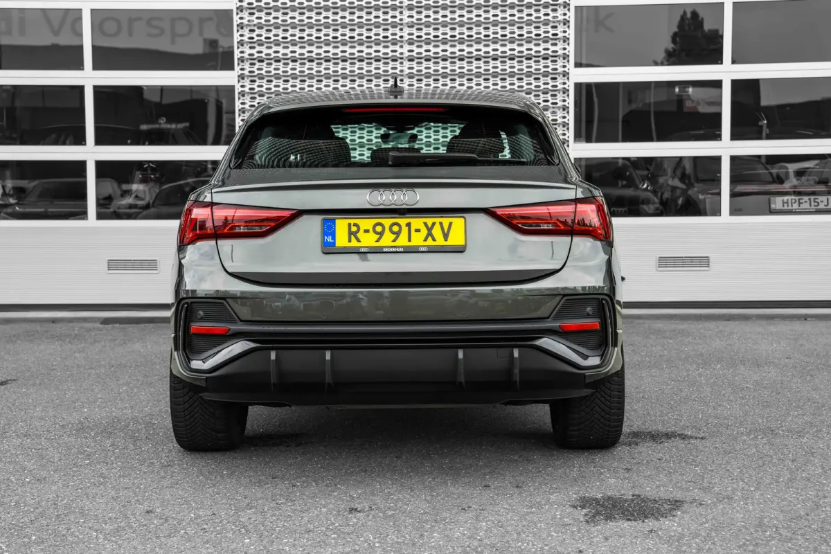 45 TFSI e S Edition | Exclusive Lak | Camera | Leder | ACC | | Achteruitrijcamera | Apple Carplay/Android Auto|telefoonintegratie premium | Cruise control adaptief