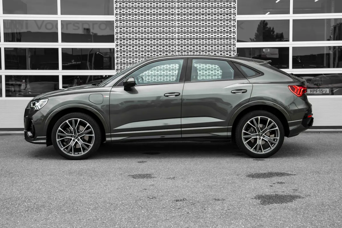 45 TFSI e S Edition | Exclusive Lak | Camera | Leder | ACC | | Achteruitrijcamera | Apple Carplay/Android Auto|telefoonintegratie premium | Cruise control adaptief