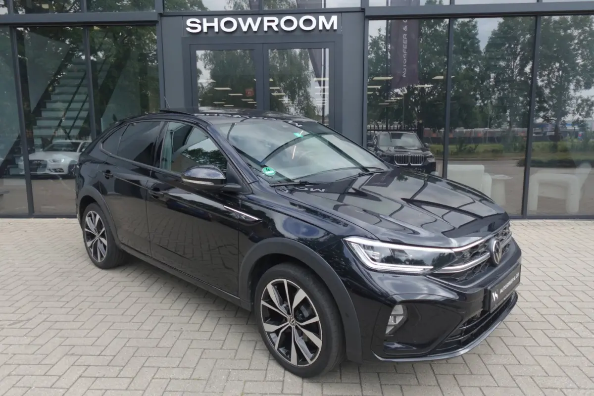 1.5 TSI R-Line PANO CAMERA ACC VOL