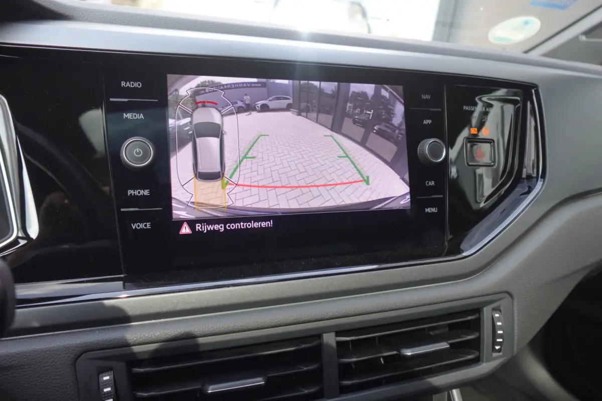 1.5 TSI R-Line PANO CAMERA ACC VOL