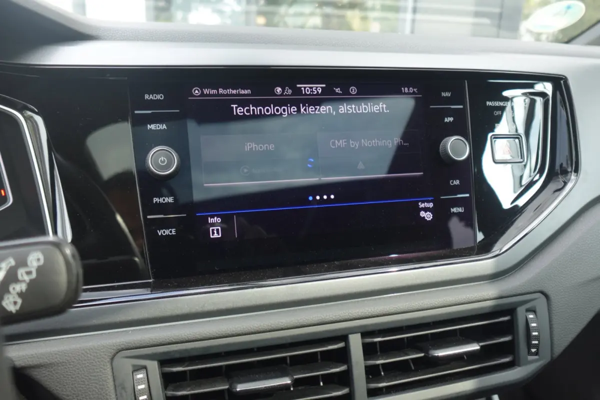 1.5 TSI R-Line PANO CAMERA ACC VOL