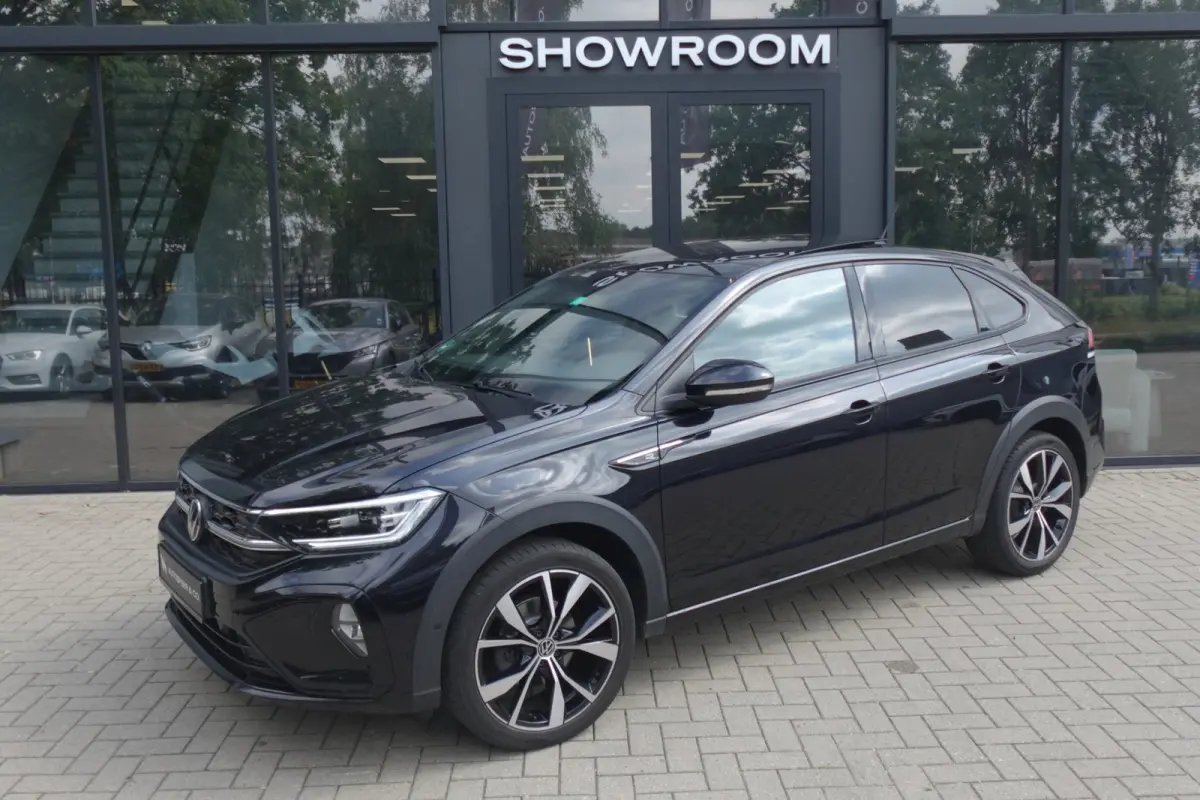 1.5 TSI R-Line PANO CAMERA ACC VOL