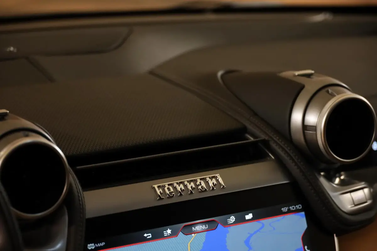 Lusso V12 HELE|Novitec|Pass Display|Pano|JBL|