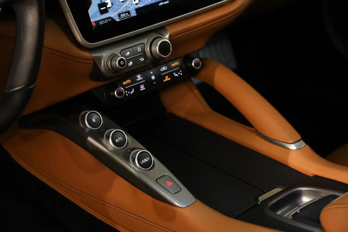 Lusso V12 HELE|Novitec|Pass Display|Pano|JBL|