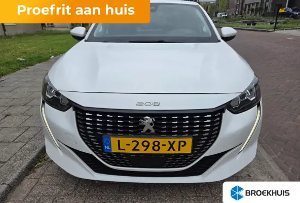 1.2 PureTech Allure Pack Camera | Leder/Stof | Carplay | Bluetooth | 16" Lichtmetaal | Digitaal Dashboard | Airco | Cruise | Achteruitrijcamera | Airco (automatisch) | Apple Carplay/Android 