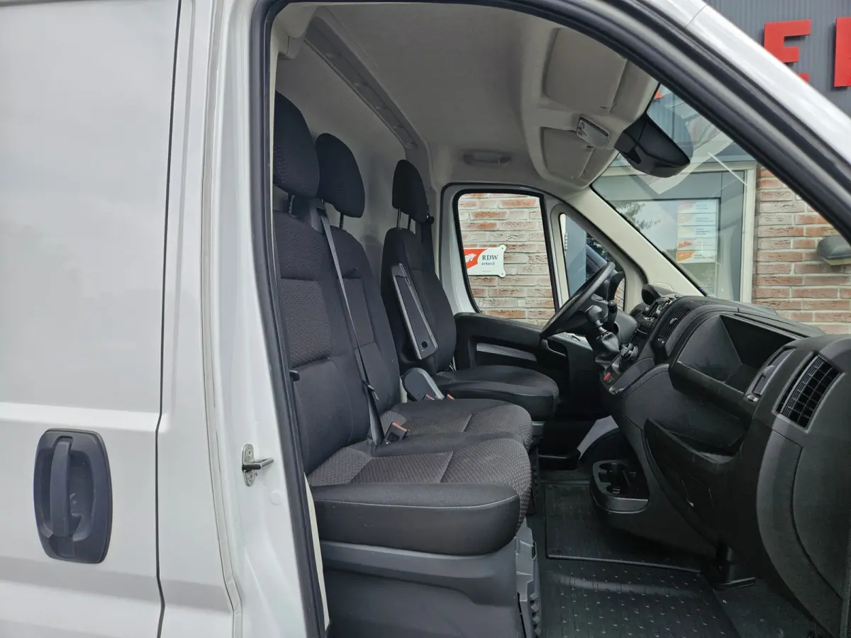 2.2D 165 Zwaar L4H2 3.5t Mooie/Nette Bus! 165PK! Airco! Cruise Control! 3-Zitplaatsen!