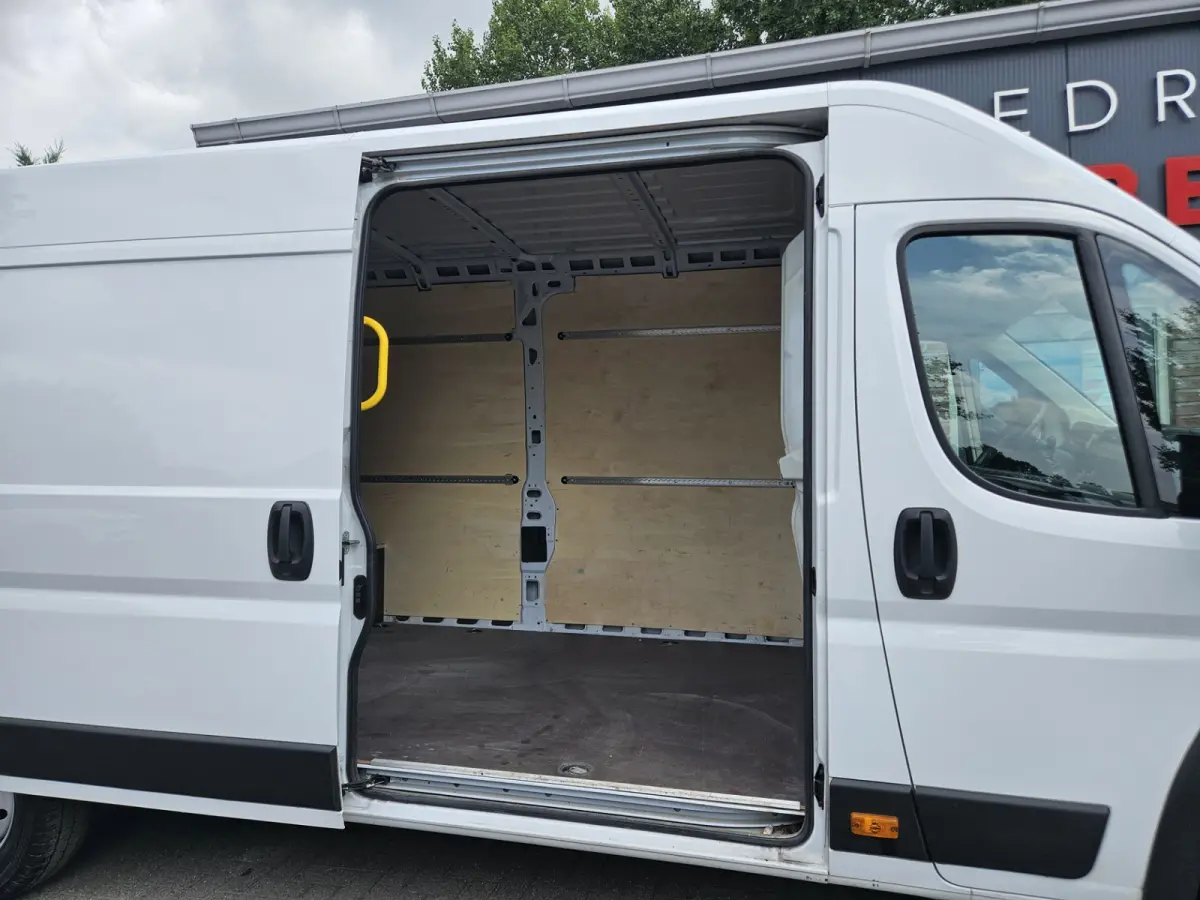 2.2D 165 Zwaar L4H2 3.5t Mooie/Nette Bus! 165PK! Airco! Cruise Control! 3-Zitplaatsen!
