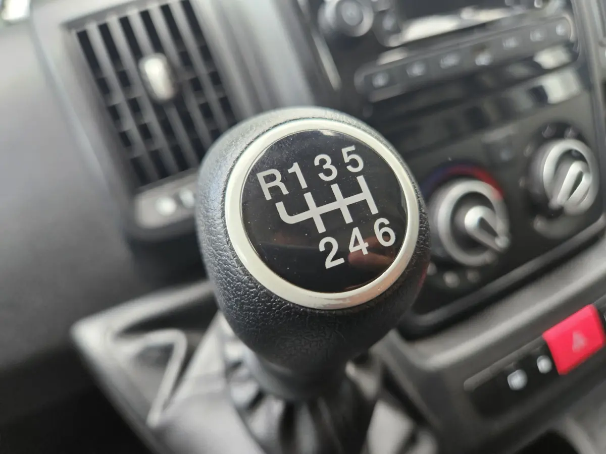 2.2D 165 Zwaar L4H2 3.5t Mooie/Nette Bus! 165PK! Airco! Cruise Control! 3-Zitplaatsen!
