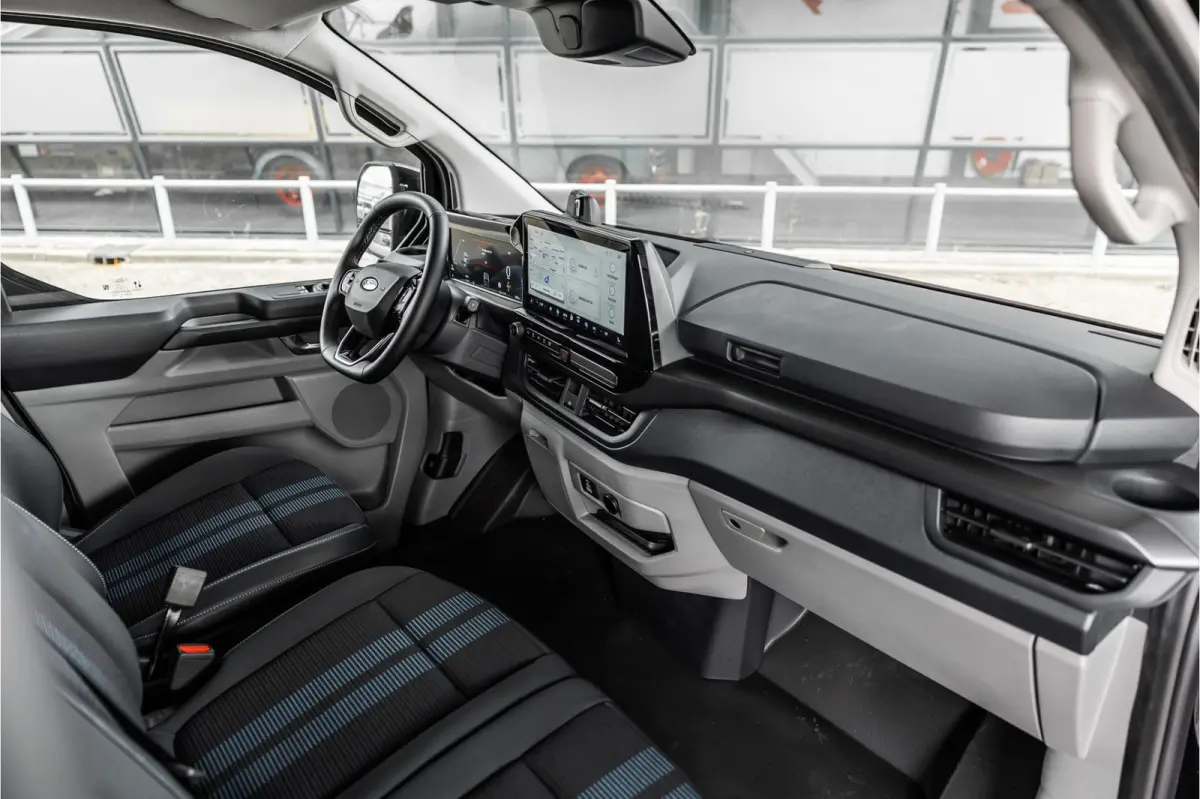 340 L2H1 Sport 71 kWh | Driving Assistant | 360 Camera | DSS LED | B&O | L+R Schuifdeur | CarPlay | Navigatie | 3-Zitter | Elek stoelen
