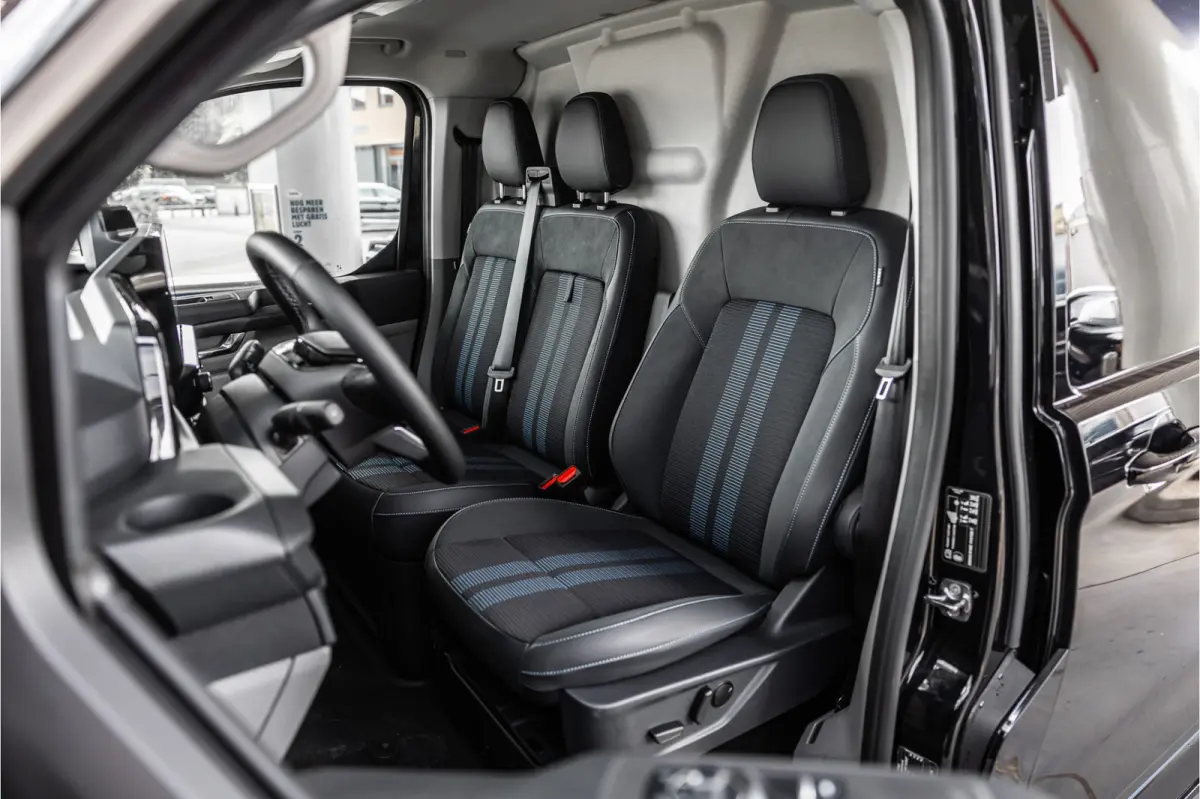 340 L2H1 Sport 71 kWh | Driving Assistant | 360 Camera | DSS LED | B&O | L+R Schuifdeur | CarPlay | Navigatie | 3-Zitter | Elek stoelen