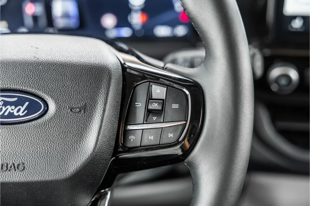 340 L2H1 Sport 71 kWh | Driving Assistant | 360 Camera | DSS LED | B&O | L+R Schuifdeur | CarPlay | Navigatie | 3-Zitter | Elek stoelen