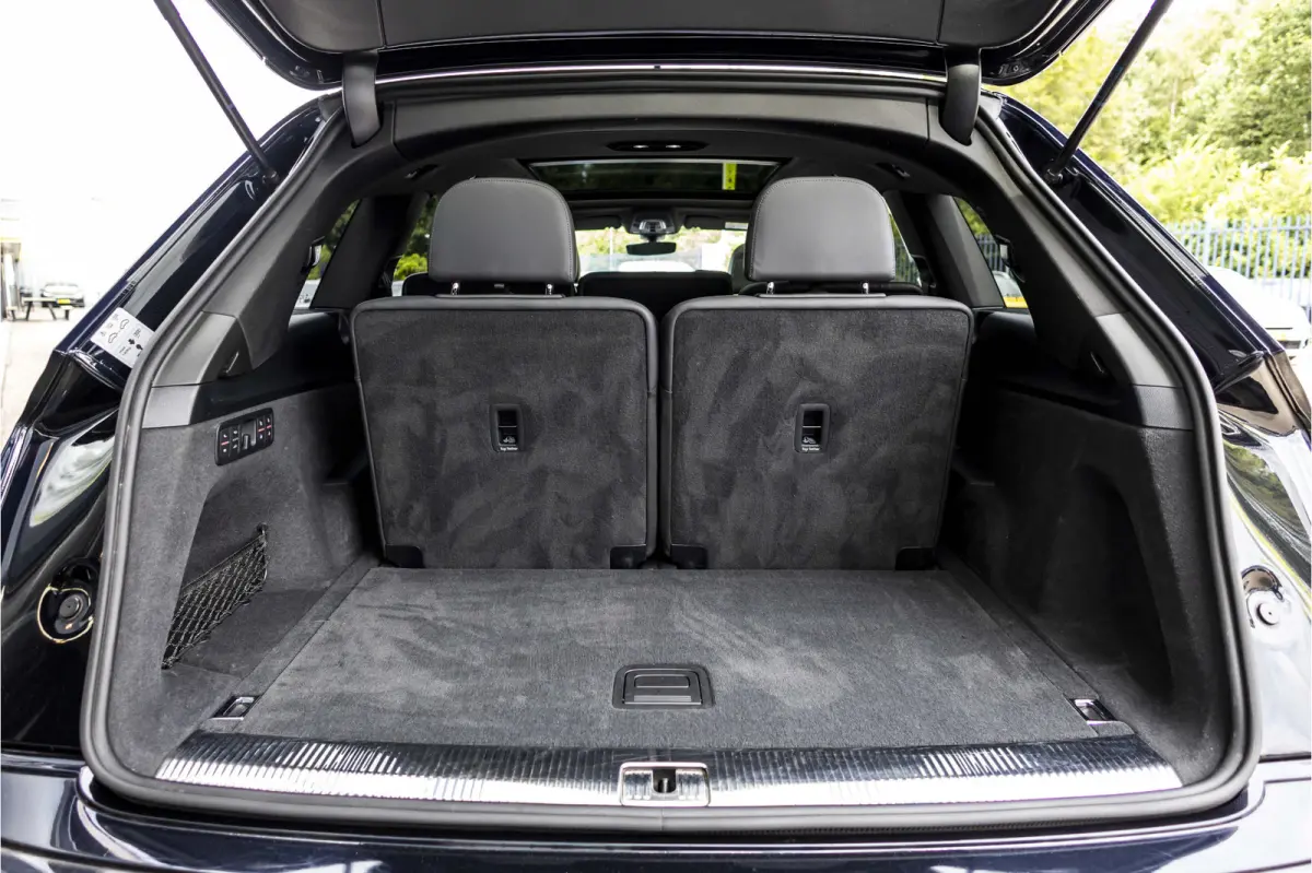3.0 TDI quattro Pro Line 7p